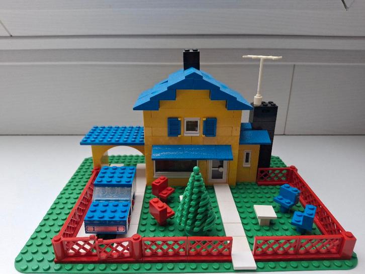 Lego 361 ( 361-1 ) Tea Garden Cafe with Baker's Van 1974, Kinderen en Baby's, Speelgoed | Duplo en Lego, Lego, Ophalen of Verzenden