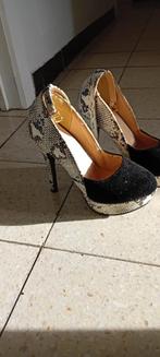 Chaussures, Enlèvement ou Envoi, Neuf