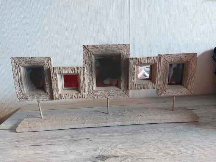 Cadres pour 3 petites photos et avec 2 minis miroirs, Huis en Inrichting, Woonaccessoires | Lijsten, Gebruikt, Minder dan 50 cm