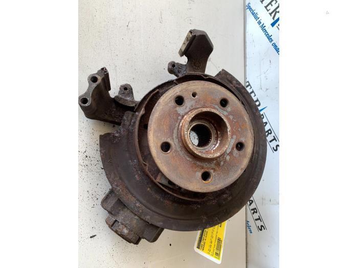 Fusee links-achter van een Mercedes ML-Klasse, Auto-onderdelen, Ophanging en Onderstel, Mercedes-Benz, Gebruikt, 3 maanden garantie