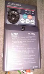 Mitsubishi d700 driefasig 220V 750w (0,75 kv), Ophalen of Verzenden, Zo goed als nieuw