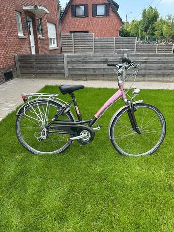 Meisjesfiets 28 inch beschikbaar voor biedingen