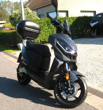 Electrische Scooter LIFAN E4 als NIEUW..!  Amper 10km..! beschikbaar voor biedingen