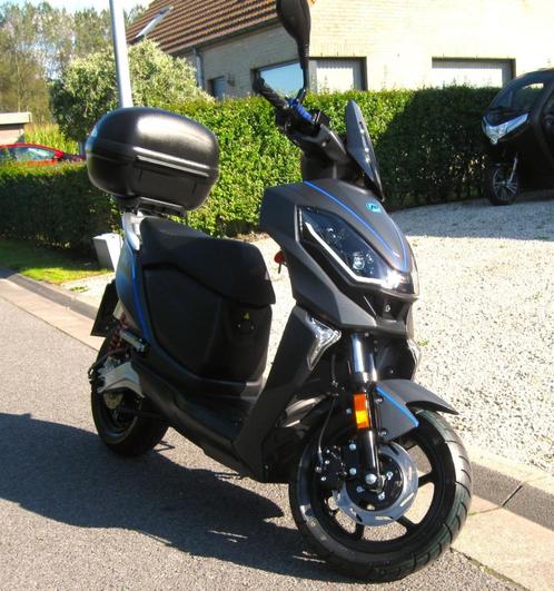 Electrische Scooter LIFAN E4 als NIEUW..!  Amper 10km..!, Fietsen en Brommers, Snorfietsen en Snorscooters, Zo goed als nieuw