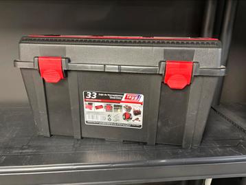 Gereedschapskoffer beschikbaar voor biedingen