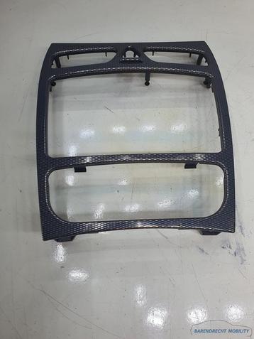 Moulure de cadre radio Mercedes CLK W209 A2096802439 origina, Utilisé, Mercedes-Benz