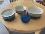 Lot vaisselle - assiettes et bols, Overige materialen, Bord(en), Gebruikt, Effen