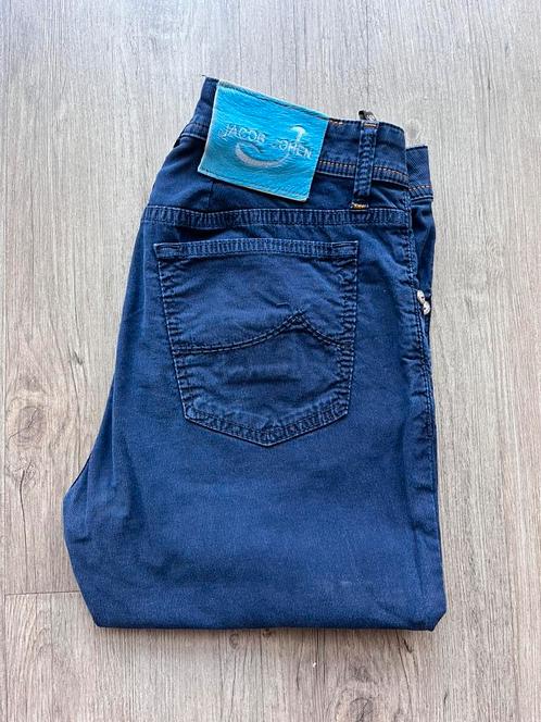 Jacob Cohen jeans size 32 type J688 comfort, Kleding | Heren, Spijkerbroeken en Jeans, Zo goed als nieuw, W32 (confectie 46) of kleiner