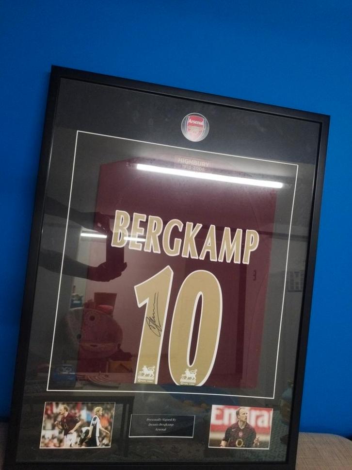 Gesigneerd Voetbalshirt Dennis Bergkamp, Sport en Fitness, Voetbal, Nieuw, Shirt, Ophalen