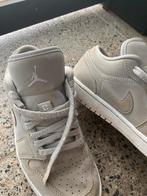 Jordan 1 grijs maat 37.5, Kinderen en Baby's, Ophalen of Verzenden