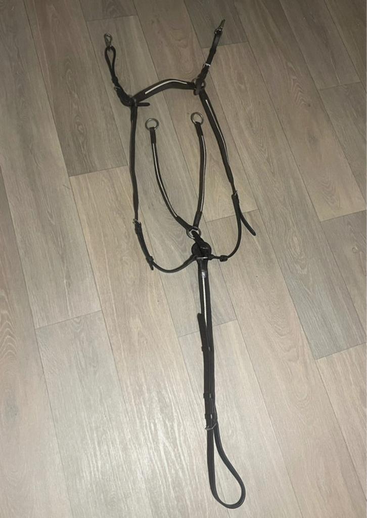 Martingaal full, Dieren en Toebehoren, Paarden en Pony's | Hoofdstellen en Tuigage, Zo goed als nieuw, Ophalen