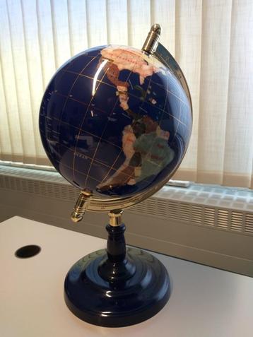 Wereldbol in half-edelsteen -Semi-precious stones globe