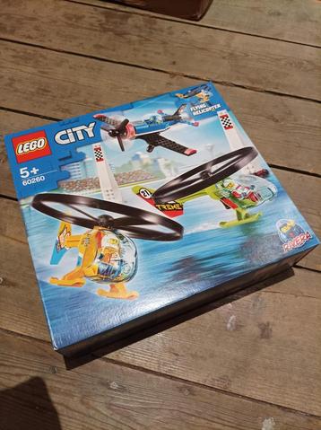 Lego City 60260 vliegende helikoptervlucht verzegeld beschikbaar voor biedingen