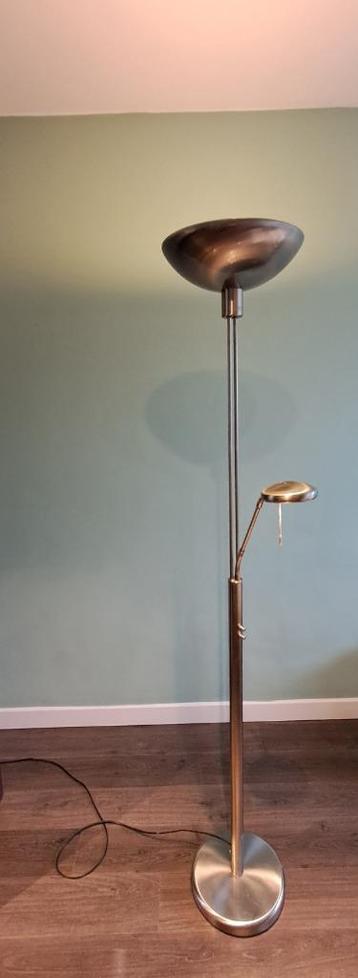 Staanlamp met leeslamp (dimbaar), Enlèvement, Comme neuf, 150 à 200 cm