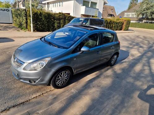 Opel Corsa 1.4i in zeer goede staat! Automatik! Full option!, Auto's, Opel, Bedrijf, Corsa, ABS, Adaptieve lichten, Airbags, Airconditioning