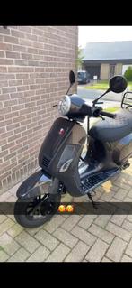 Gts scooter, Fietsen en Brommers, Brommeronderdelen | Scooters, Ophalen, Zo goed als nieuw