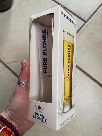 Bierglas, Enlèvement, Neuf
