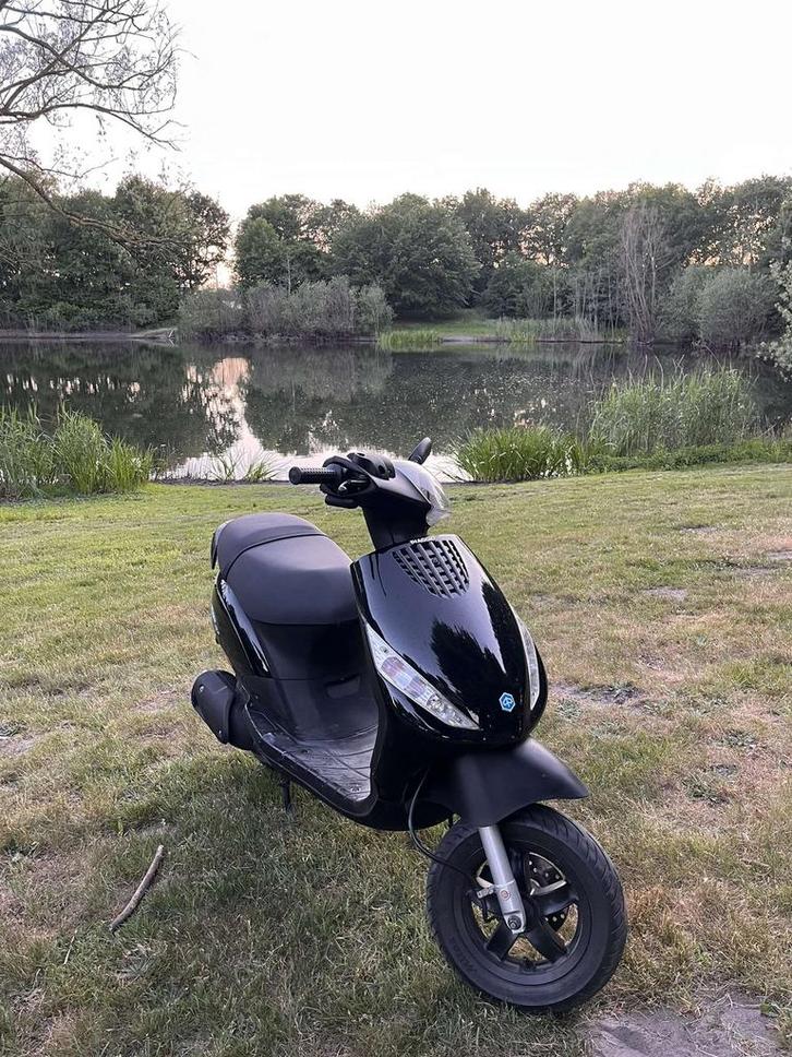Piaggio zip 125 4t, Vélos & Vélomoteurs, Scooters | Piaggio, Comme neuf, Zip, Enlèvement ou Envoi