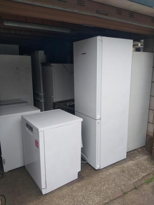 EXPORT koelkasten vriezers televisie wasmachine fasfoornuis, Elektronische apparatuur, Koelkasten en IJskasten, Gebruikt, Met vriesvak