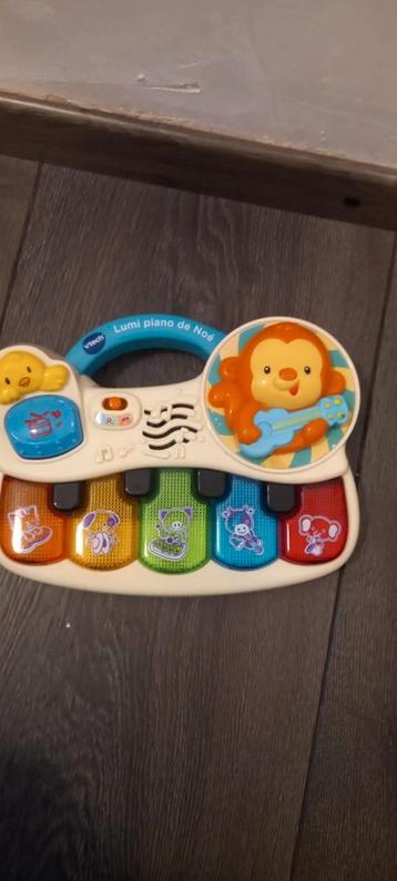 École de musique Vtech (français) disponible aux enchères