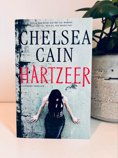 Chelsea Cain - Hartzeer, Boeken, Thrillers, Gelezen, Ophalen of Verzenden