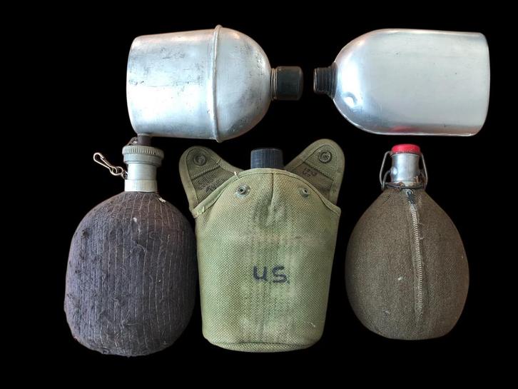 Lot de bouteilles (5 pièces), Collections, Objets militaires | Général, Enlèvement ou Envoi