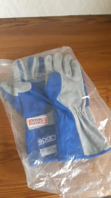 Gants de course Sparco beschikbaar voor biedingen