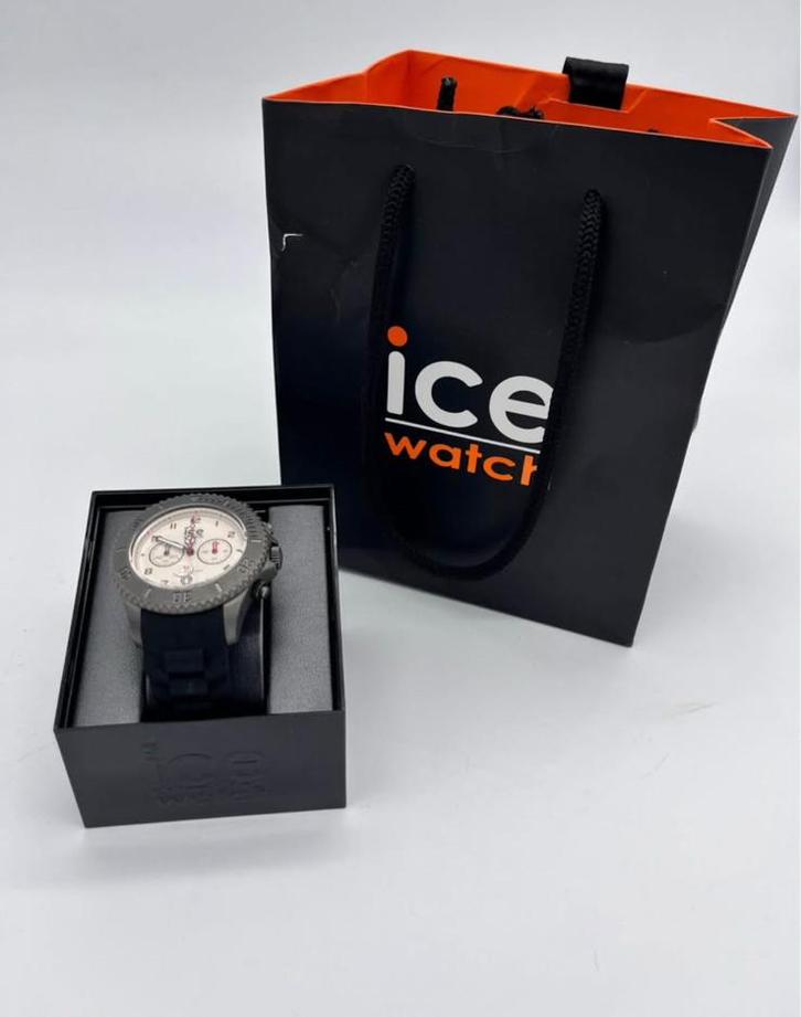ICE Watch stalen chronohorloge - zwart-wit (groot formaat), Handtassen en Accessoires, Sporthorloges, Nieuw, Zwart, Conditie, Ophalen