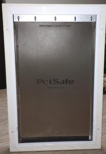 Trappe de Porte pour chien PETSAFE beschikbaar voor biedingen
