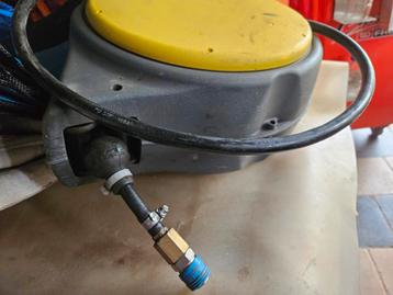 Automatische persluchtoproller  beschikbaar voor biedingen
