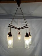 Vintage Scandinavische teakhout hanglamp met 5 glazen kapjes, Ophalen of Verzenden, Gebruikt