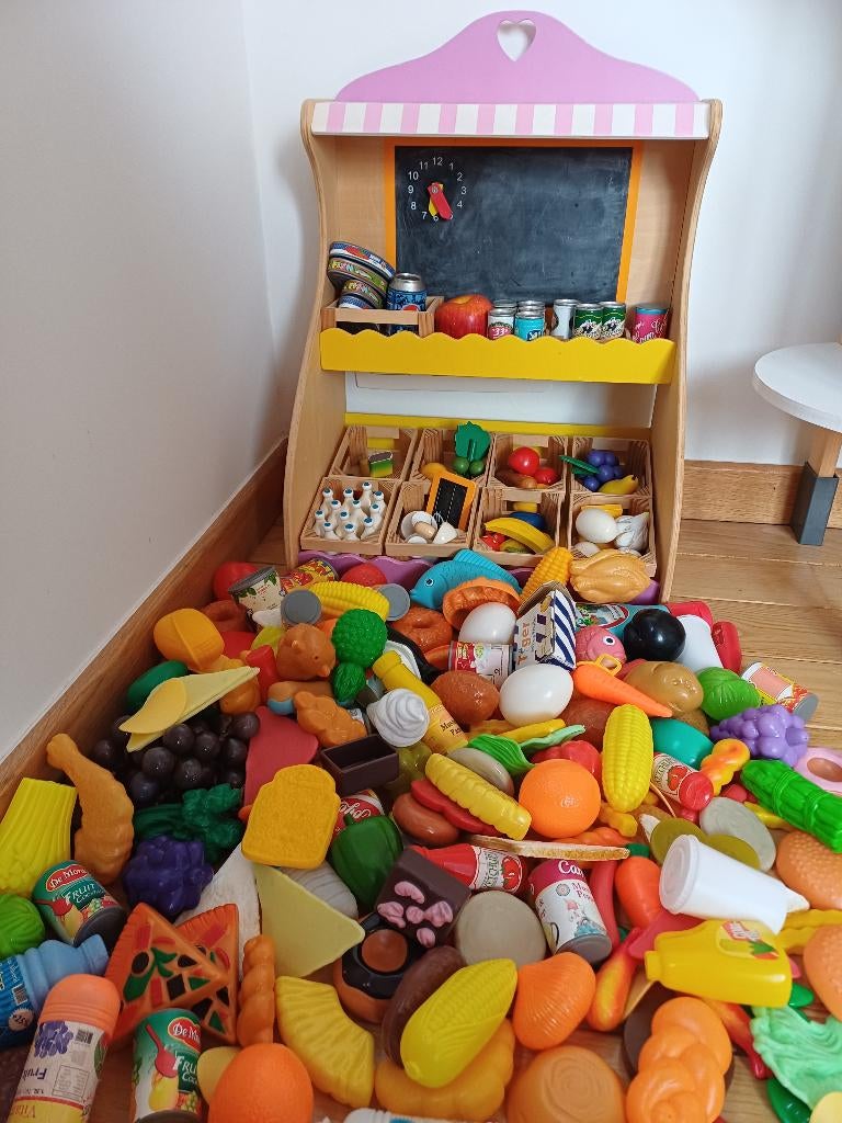 Jouet petit marché fruits et légumes argent et paniers, Enfants & Bébés, Enlèvement ou Envoi, Utilisé, Bois, Jouer à la cuisine