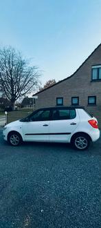 Skoda Fabia 1.2 Benzine Prêt a immatriculée papier Rose Car, Autos, Entreprise, Essence, Achat