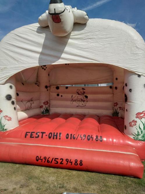 springkasteel dalmatiers overdekt hond te koop, Hobby en Vrije tijd, Feestartikelen | Verhuur, Zo goed als nieuw, Ophalen