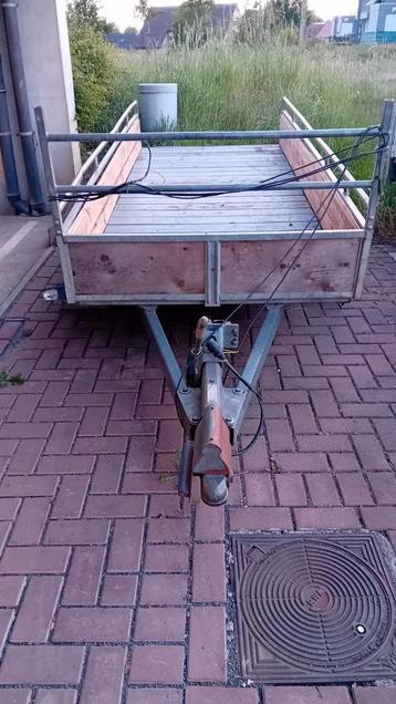 Aanhangwagen saris, , opmaak of stukken.. beschikbaar voor biedingen