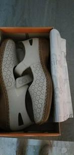 Witte schoenen mt 41 RIEKER, Vêtements | Femmes, Chaussures, Enlèvement ou Envoi, Comme neuf, Autres types, Blanc