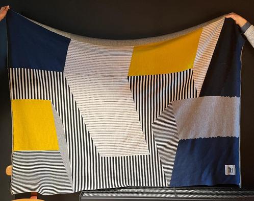 Plaid multicolore "Line throw" TOM DIXON, Huis en Inrichting, Woonaccessoires | Plaids en Woondekens, Gebruikt, Ophalen