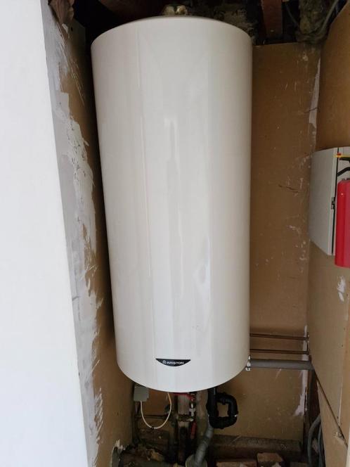 Elektrische boiler Ariston 200 liter, Doe-het-zelf en Bouw, Chauffageketels en Boilers, Zo goed als nieuw, Boiler, 100 liter of meer