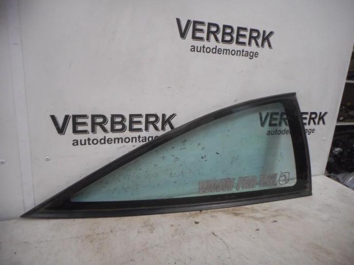 ZIJRUIT RECHTS ACHTER Opel Calibra (01-1989/07-1997), Auto-onderdelen, Ruiten en Toebehoren, Opel, Gebruikt