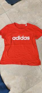 Merk Adidas : koraal rode t-shirt mt Medium, Kleding | Dames, T-shirts, Maat 38/40 (M), Adidas, Ophalen of Verzenden, Korte mouw