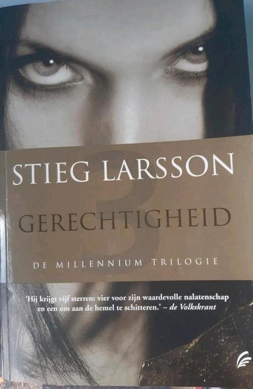 Stieg Larsson - Gerechtigheid, Livres, Thrillers, Utilisé, Enlèvement ou Envoi