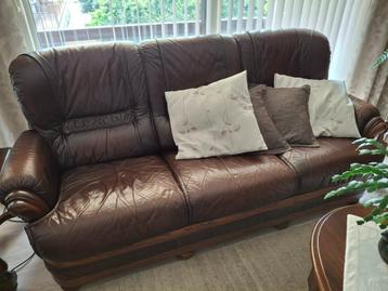  Eiken salonset in leder – 1, 2 en 3 zit + salontafel beschikbaar voor biedingen
