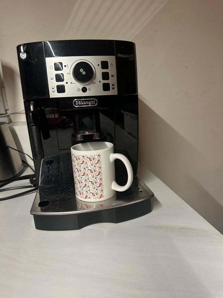 Koffiezetapparaat Delonghi, Elektronische apparatuur, Koffiezetapparaten