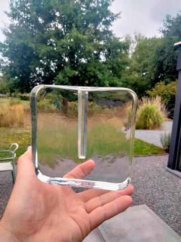 Vintage Blok vaas glas soliflore beschikbaar voor biedingen