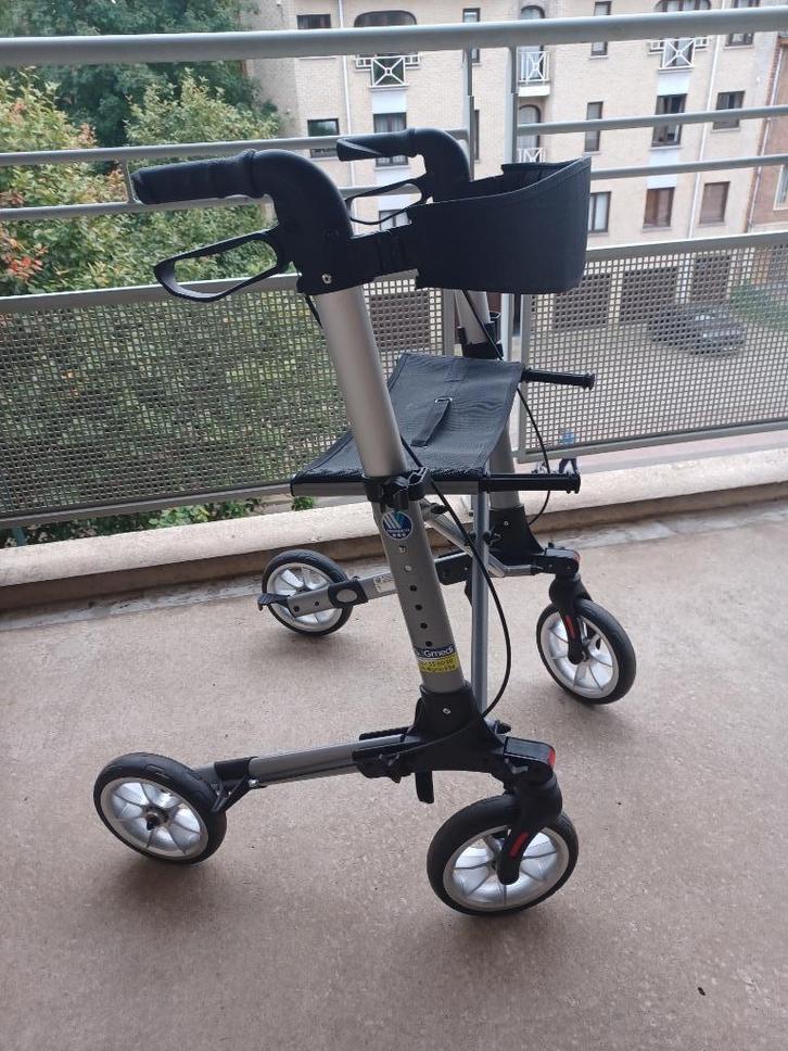 Rollator, Diversen, Rollators, Zo goed als nieuw, Lichtgewicht, Opvouwbaar, Ophalen