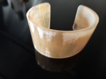 ARMBAND TERRE BLEUE beschikbaar voor biedingen