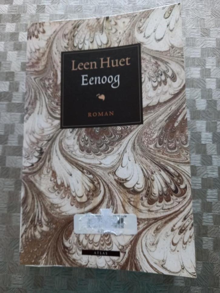L. Huet - Eenoog, Boeken, Literatuur, Zo goed als nieuw, Ophalen of Verzenden