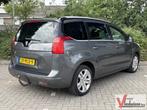 Peugeot 5008 1.6 THP Blue Lease Executive 7 Persoons | Pano, Auto's, Peugeot, Monovolume, Handgeschakeld, Zilver of Grijs, Parkeersensor