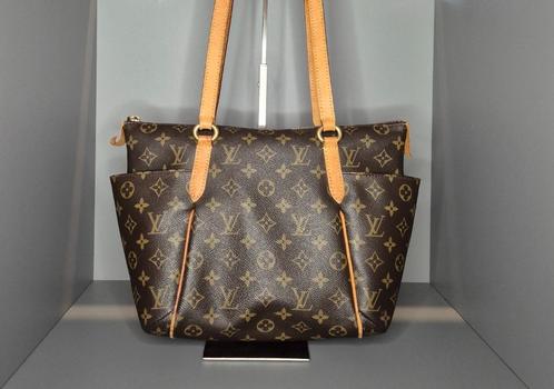 Louis Vuitton Volledig PM-monogram, Handtassen en Accessoires, Tassen | Damestassen, Gebruikt, Schoudertasje, Bruin, Verzenden