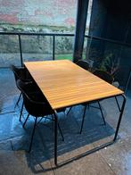 Tuintafel met vier stoelen, Tuin en Terras, Ophalen, Zo goed als nieuw, Hout